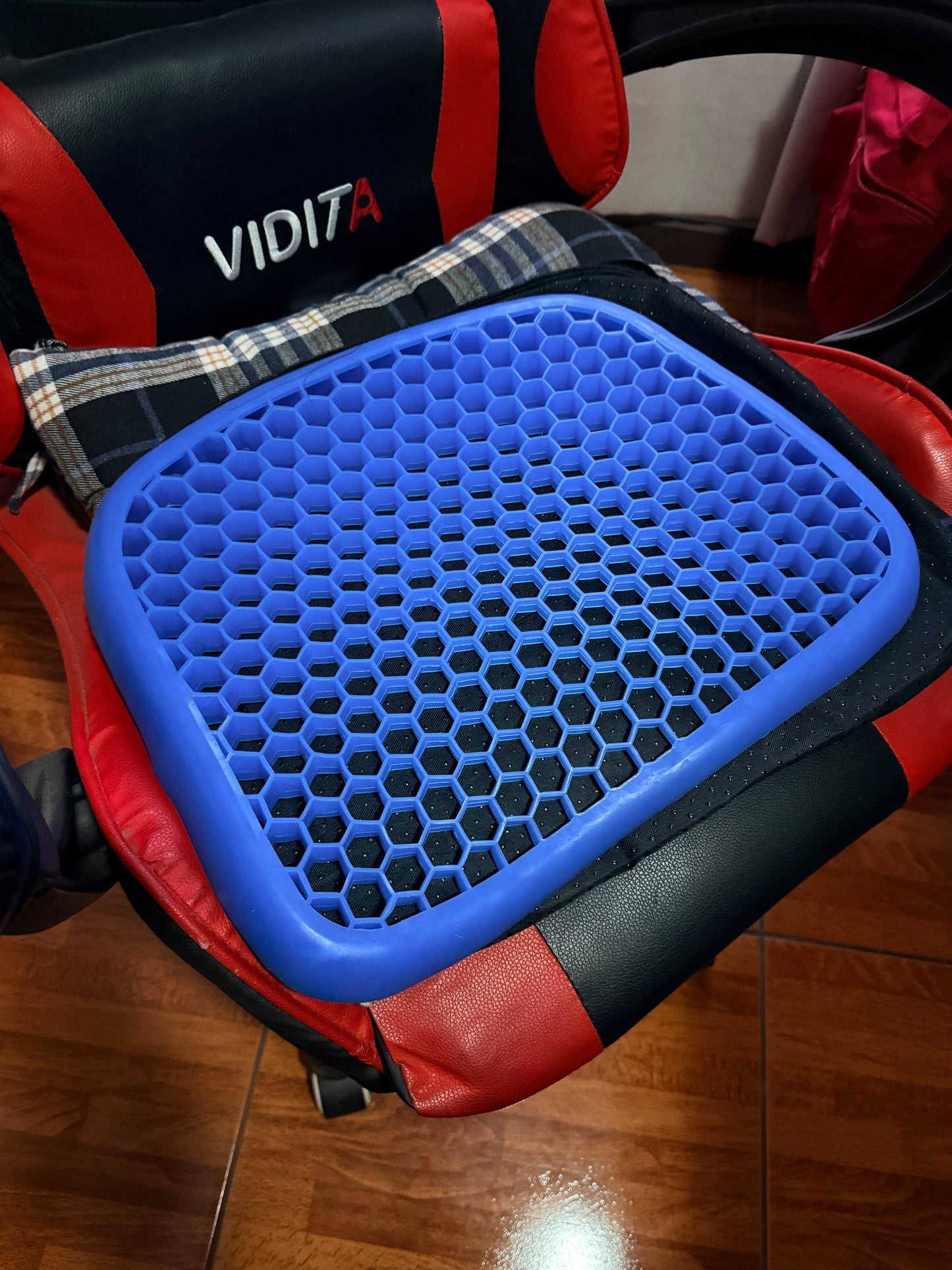 ComfortSeat™ - Siéntate sin dolor - alivio para largas jornadas.