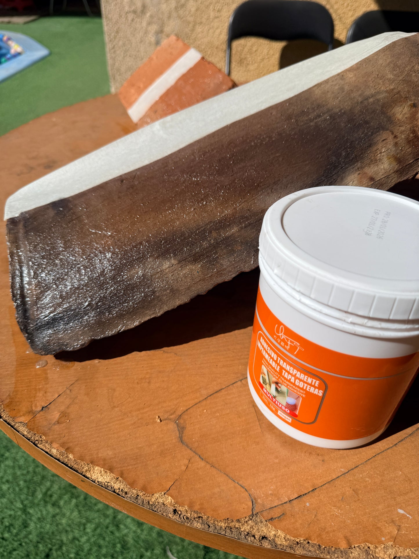 HydroFix™ — Impermeable, Resistente, Invisible